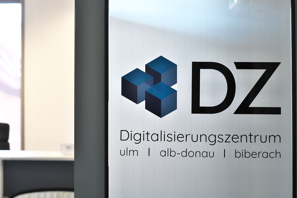 Dz technik logo digitalisierungszentrum schriftzug